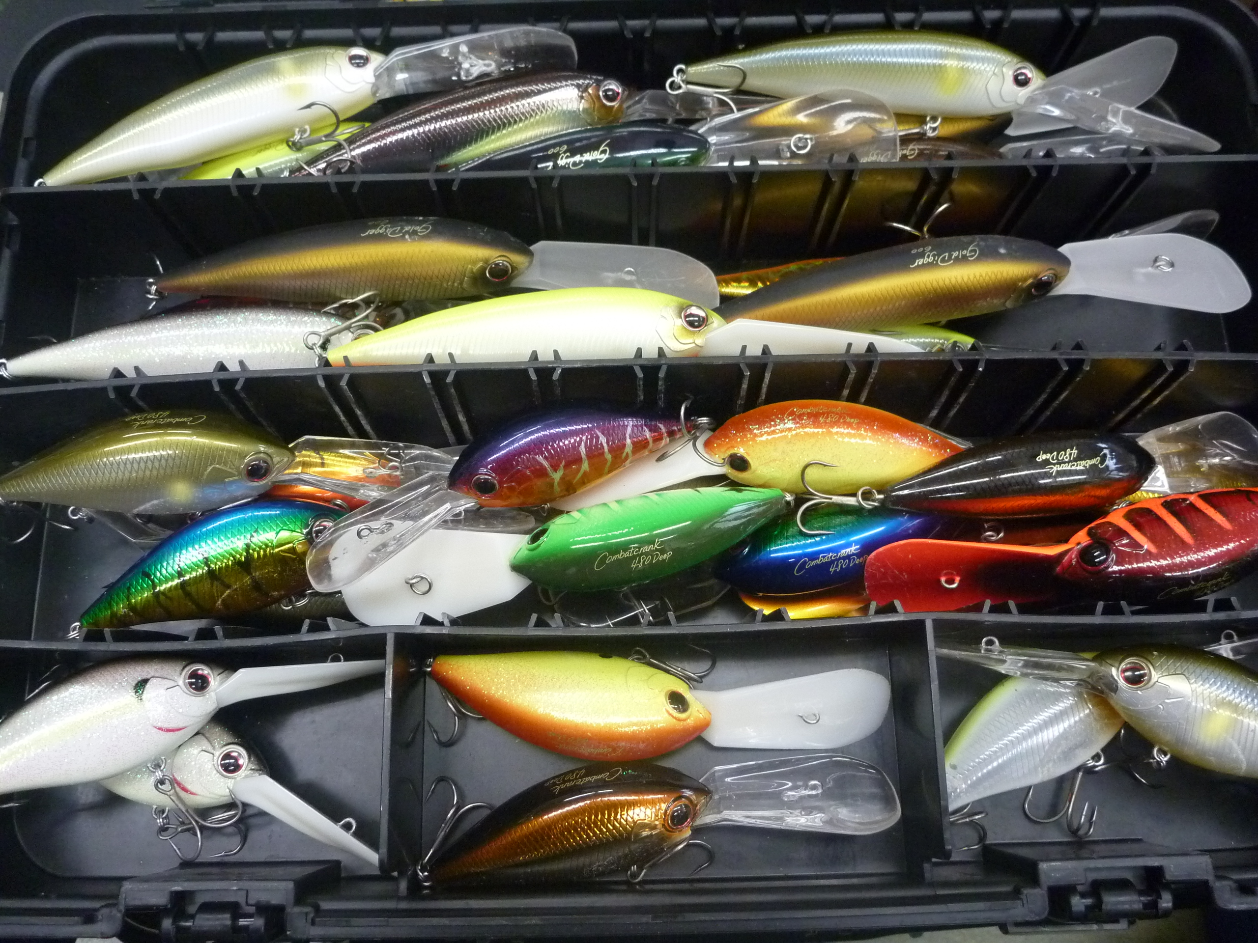 GT用ルアーセット33本　タックルボックス付 c3130355159637c46b86a8ea82f64e