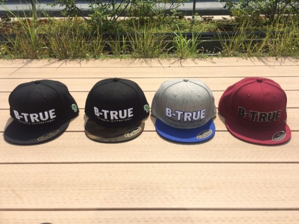 B-TRUE ﾌﾗｯﾄｷｬｯﾌﾟ ﾀｲﾌﾟA  集合